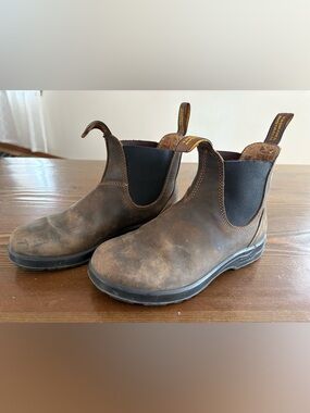 Blundstone Rustic Brown leather boots